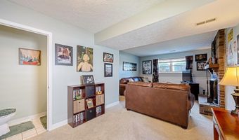 544 Morrvue Dr, Delhi, OH 45238