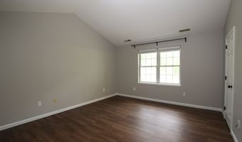 22 Main St 5-32, Danbury, CT 06810