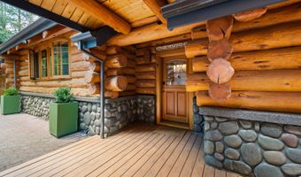 56648 Lunar Dr, Bend, OR 97707