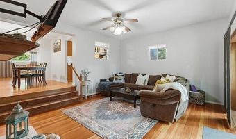 1061 Western Dr, Ann Arbor, MI 48103