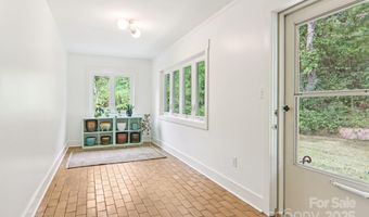 445 Chunns Cove Rd A, Asheville, NC 28805