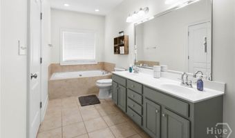 221 Creekside Dr, Arnoldsville, GA 30619