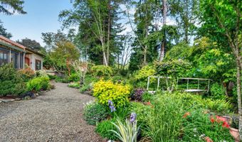 9690 9TH St, Bay City, OR 97107