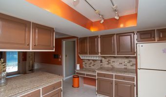 8841 Rocky Ridge Rd, Indianapolis, IN 46217
