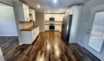 2058 Trailwood Dr, Biloxi, MS 39532