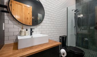 1767 NW Okane Ct, Bend, OR 97703