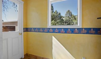 92 Sandia Cyn, Arroyo Hondo, NM 87513