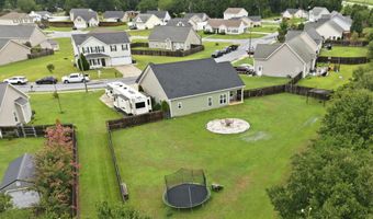 4401 Bristlecone Dr, Ayden, NC 28513