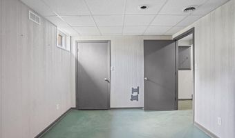 8381 Pratt Rd, Atchison, KS 66002