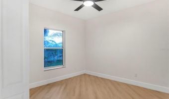 2286 LAKE FRANCIS Dr, Apopka, FL 32712