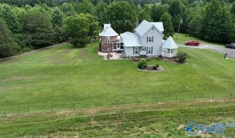 271 Myles St, Albertville, AL 35951