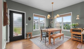 2066 W HERON Ln, Appleton, WI 54913