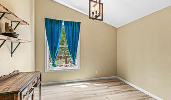 220 Nutley St, Ashland, OR 97520