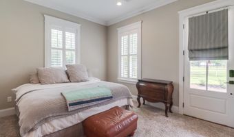 15240 Karen Rd, Biloxi, MS 39532