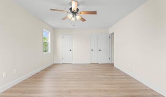 190 Ravenwood Blvd, Barnegat, NJ 08005