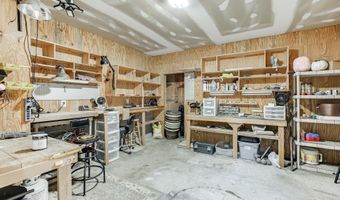 1373 Mountain Lake Dr, Auburn, GA 30011