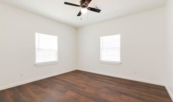 1527 S 6th St, Chickasha, OK 73018