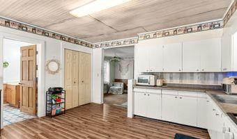 712 S MAIN St, Abingdon, IL 61410