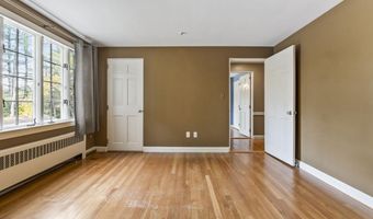 60 Wedgewood Rd, Auburn, ME 04210