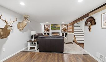 1204 Columbus Ave, Albert Lea, MN 56007
