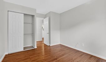 3330 WOODBURN VILLAGE Dr 33, Annandale, VA 22003
