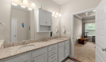 7004 Glen Eagle Dr, Biloxi, MS 39532