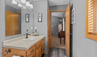 W5982 STRAWFLOWER Drive, Appleton, WI 54915