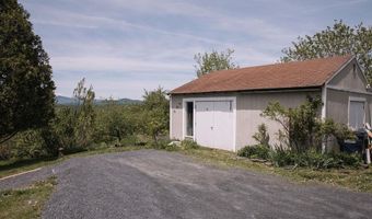 2113 Max Gray Rd, Calais, VT 05667