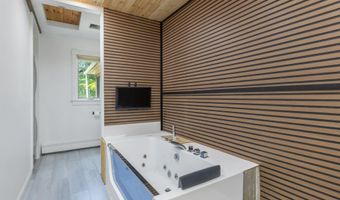 314 Wentworth Rd, Brookfield, NH 03872