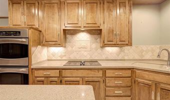 7112 NW 32nd St, Bethany, OK 73008