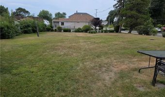 1854 Smith St, North Providence, RI 02911