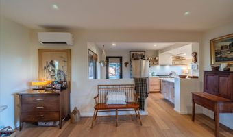 390 4TH St SW, Bandon, OR 97411