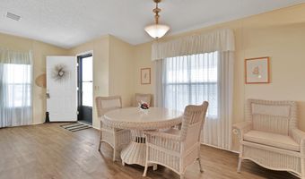 921 Dogwood Dr, Barefoot Bay, FL 32976