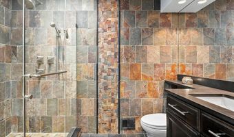 4429 NEPTUNE Dr, Alexandria, VA 22309