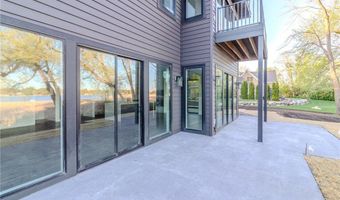 33668 Poverty Point Dr, Avon, MN 56310