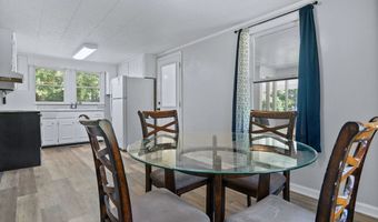 367 E Monroe Ave, Ashburn, GA 31714