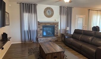 21832 Thunderbird, Apple Valley, CA 92307