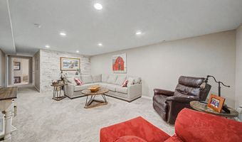 1636 25th Ave SW, Altoona, IA 50009