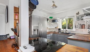 23 Abalone Rd, North Kingstown, RI 02874