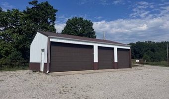 29600 175th St, Altamont, MO 64620
