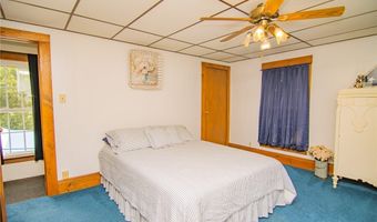 218 High St, Amsterdam, OH 43903