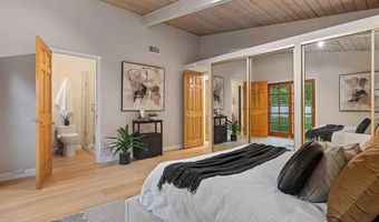 5145 San Aquario Dr, San Diego, CA 92109