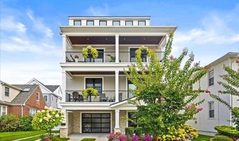 21 N Douglas Ave, Margate City, NJ 08402