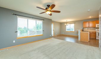 5204 NE Briarwood Dr, Ankeny, IA 50021