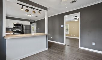 956 Old Spanish Trl, Bay St. Louis, MS 39520