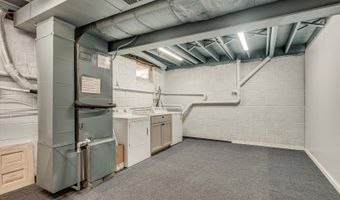 223 Cherokee Rd, Andover, NJ 07848