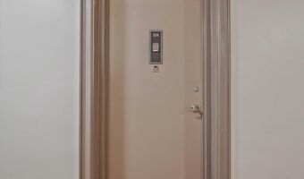 5301 WESTBARD Cir 328, Bethesda, MD 20816