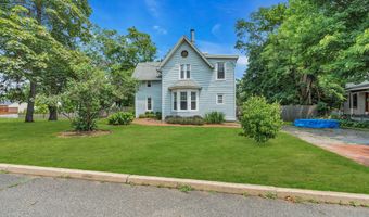 18 Middletown Ave, Atlantic Highlands, NJ 07716