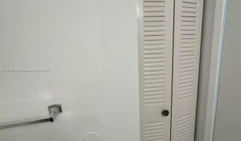 3300 NE 191st St 1702, Aventura, FL 33180