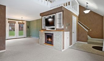 22 Cortland Cir, Bangor, ME 04401